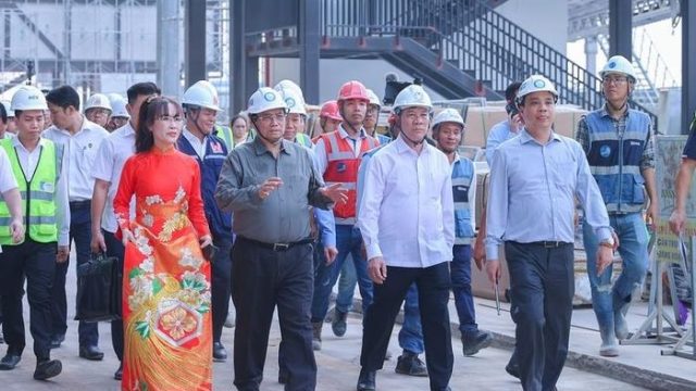 backdrop-ngay-thanh-lap-dang